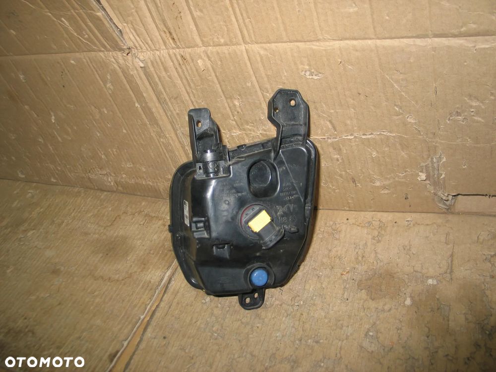 lampa halogen ford fiesta Mk8 89250821 oryginal - 6