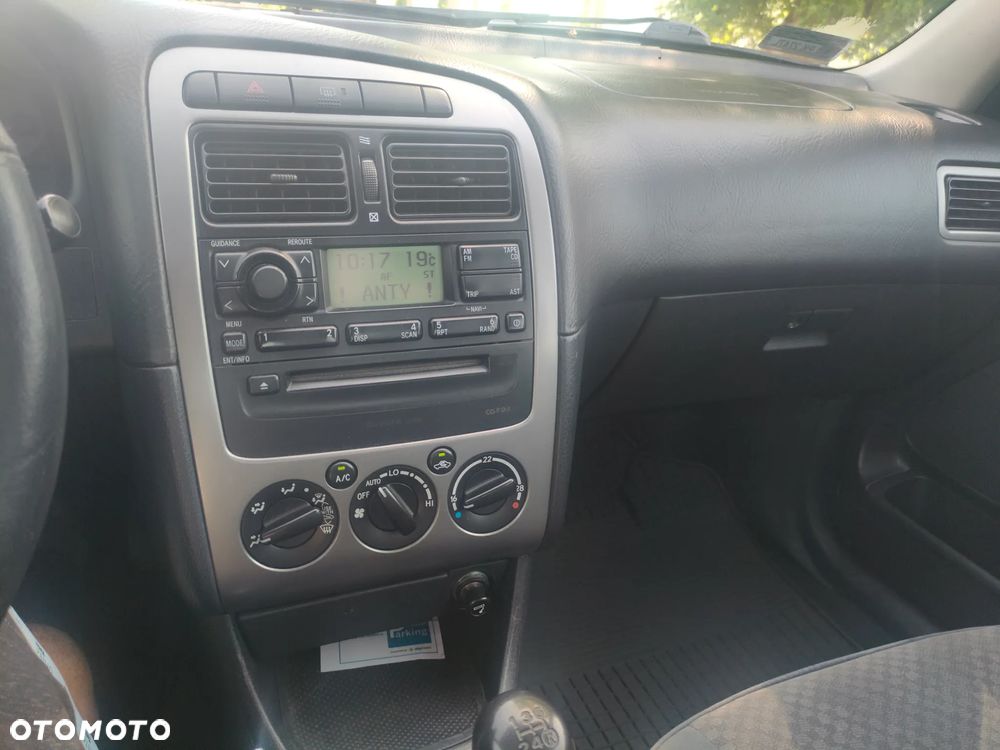 Toyota Avensis - 10