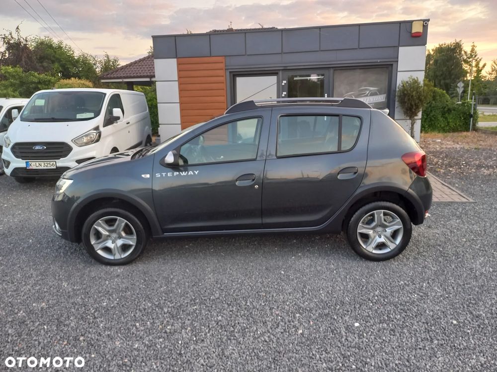 Dacia Sandero Stepway TCe 90 (S&S) Celebration - 3