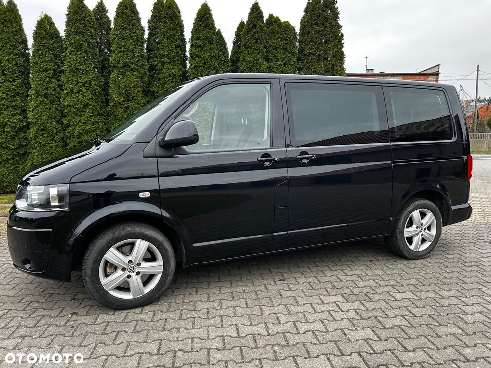 Volkswagen Multivan - 5