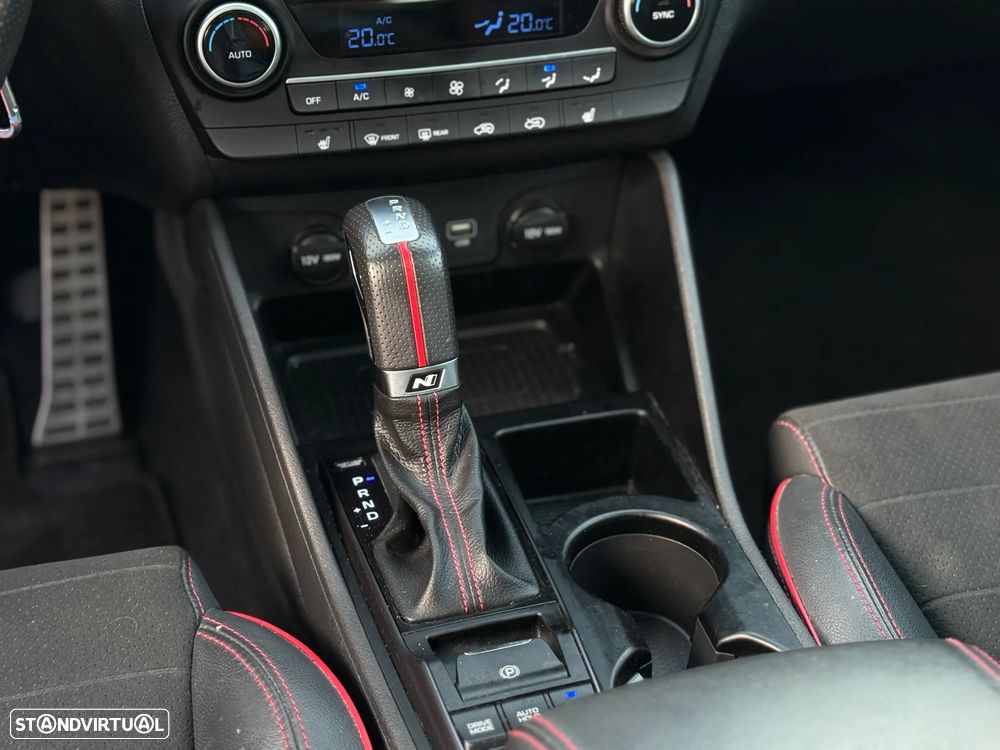 Hyundai Tucson 1.6 CRDi N-Line DCT - 35