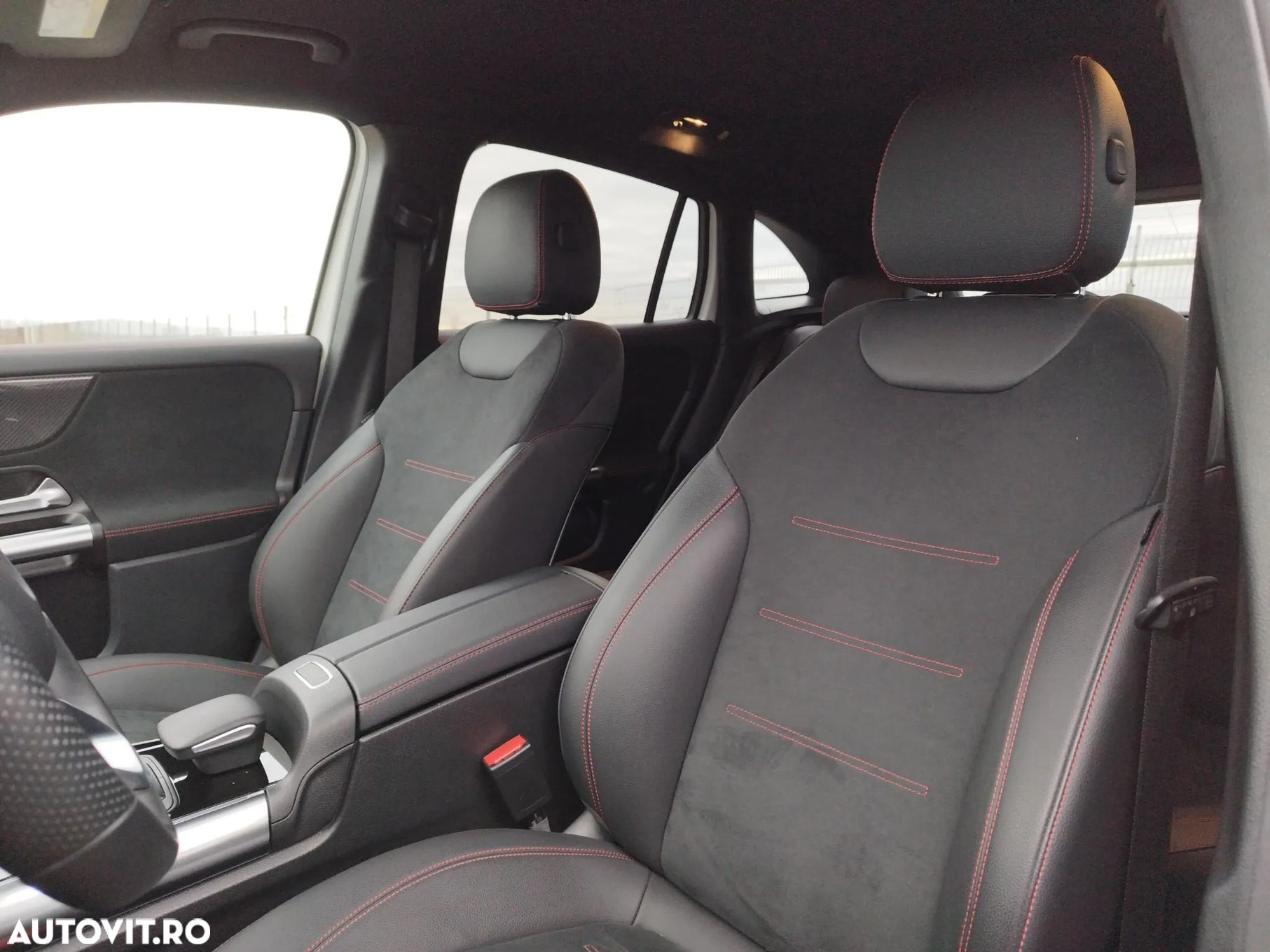 Mercedes-Benz GLA 200 4MATIC Aut. - 22