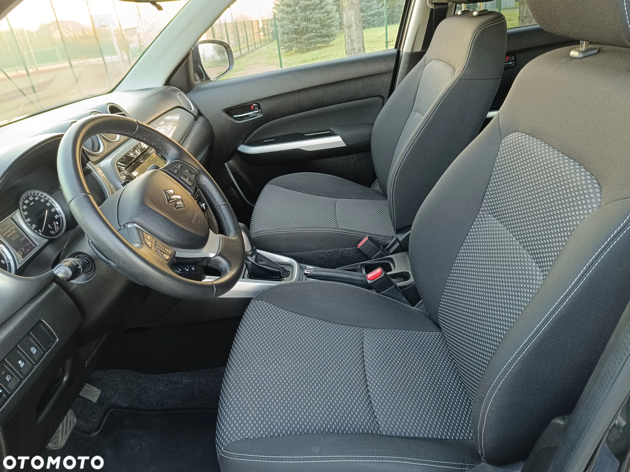 Suzuki Vitara 1.6 Comfort 2WD - 16