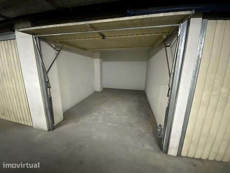 Arrenda-se garagem box carregado - Grande imagem: 5/7