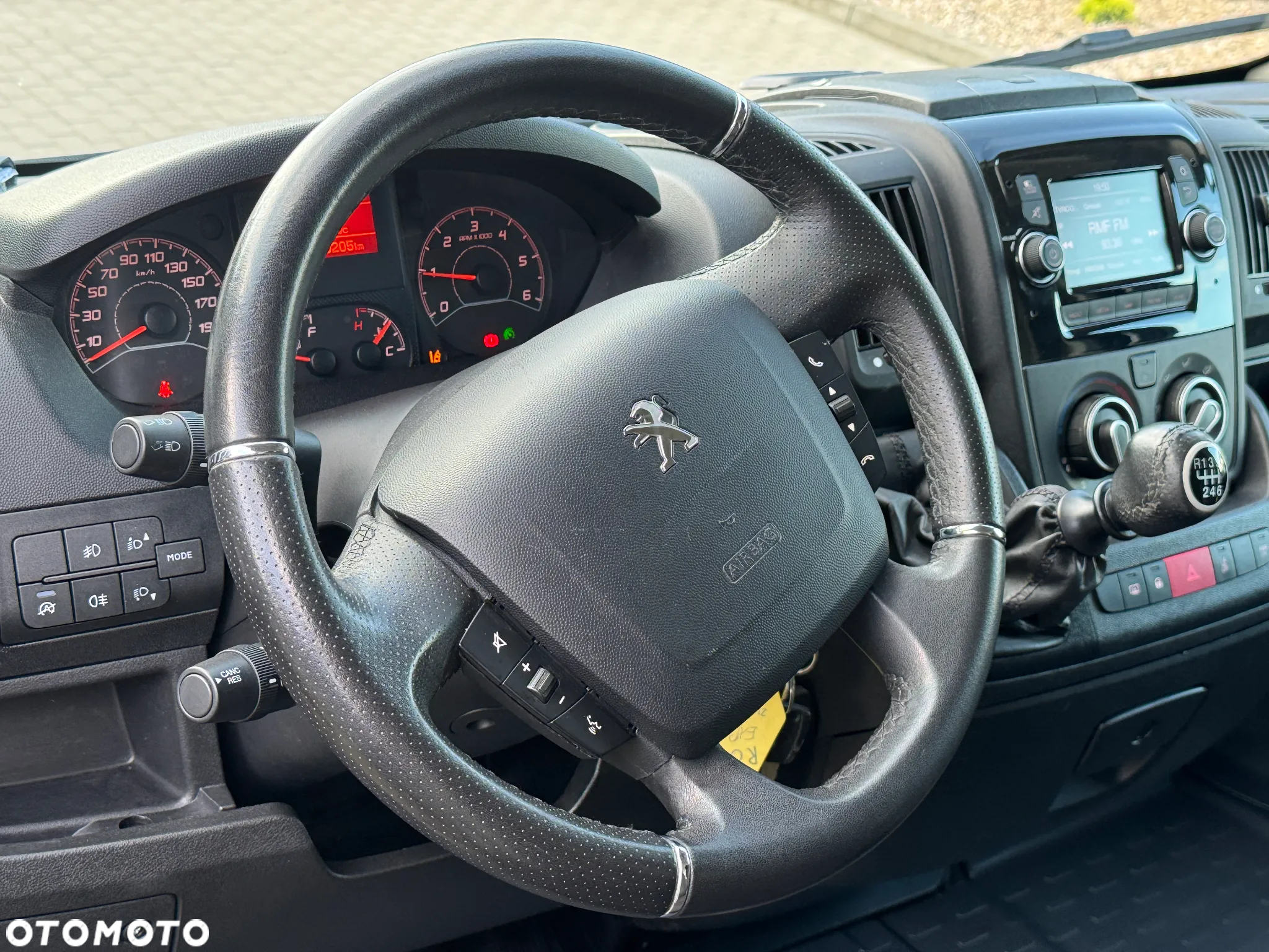 Peugeot BOXER - 22