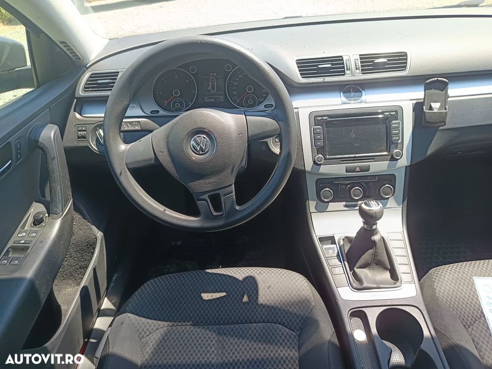Volkswagen Passat Variant 2.0 TDI 4Motion BlueMotion Technology Comfortline - 8