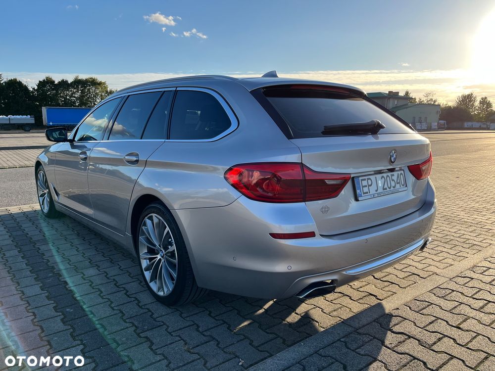 BMW Seria 5 540i xDrive GPF Luxury Line - 8