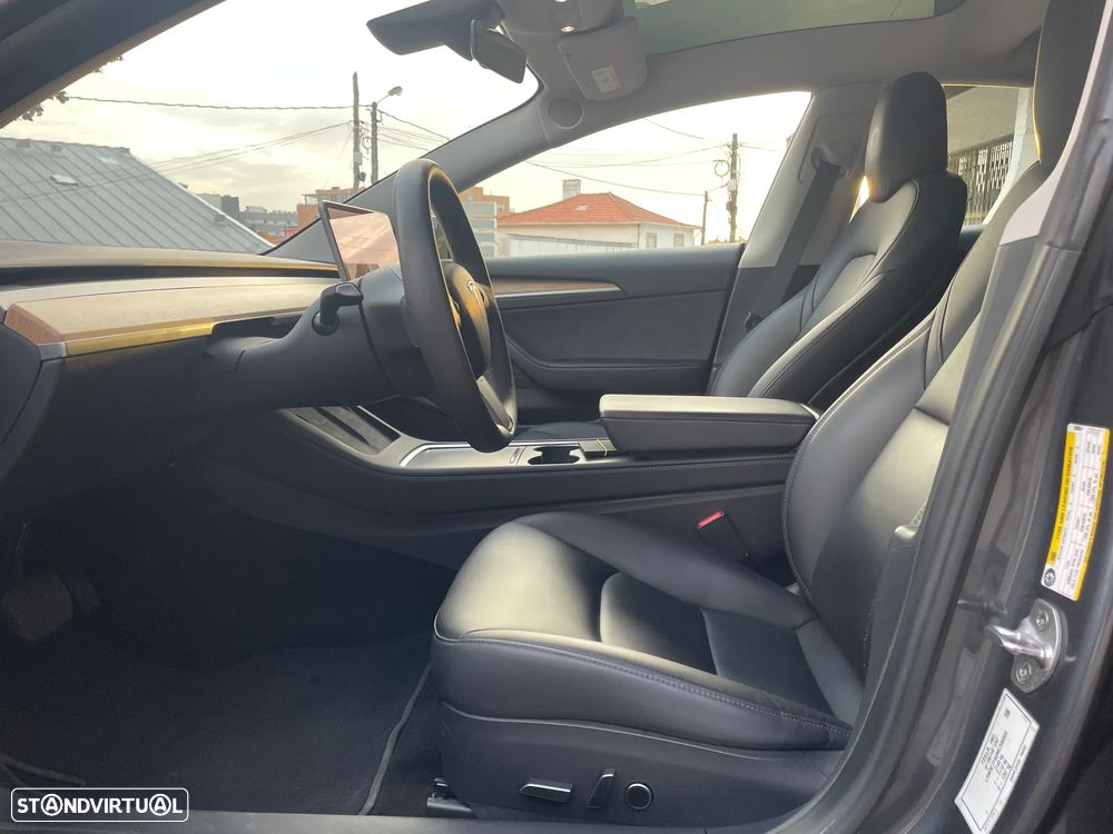 Tesla Model 3 Tração Traseira - 24
