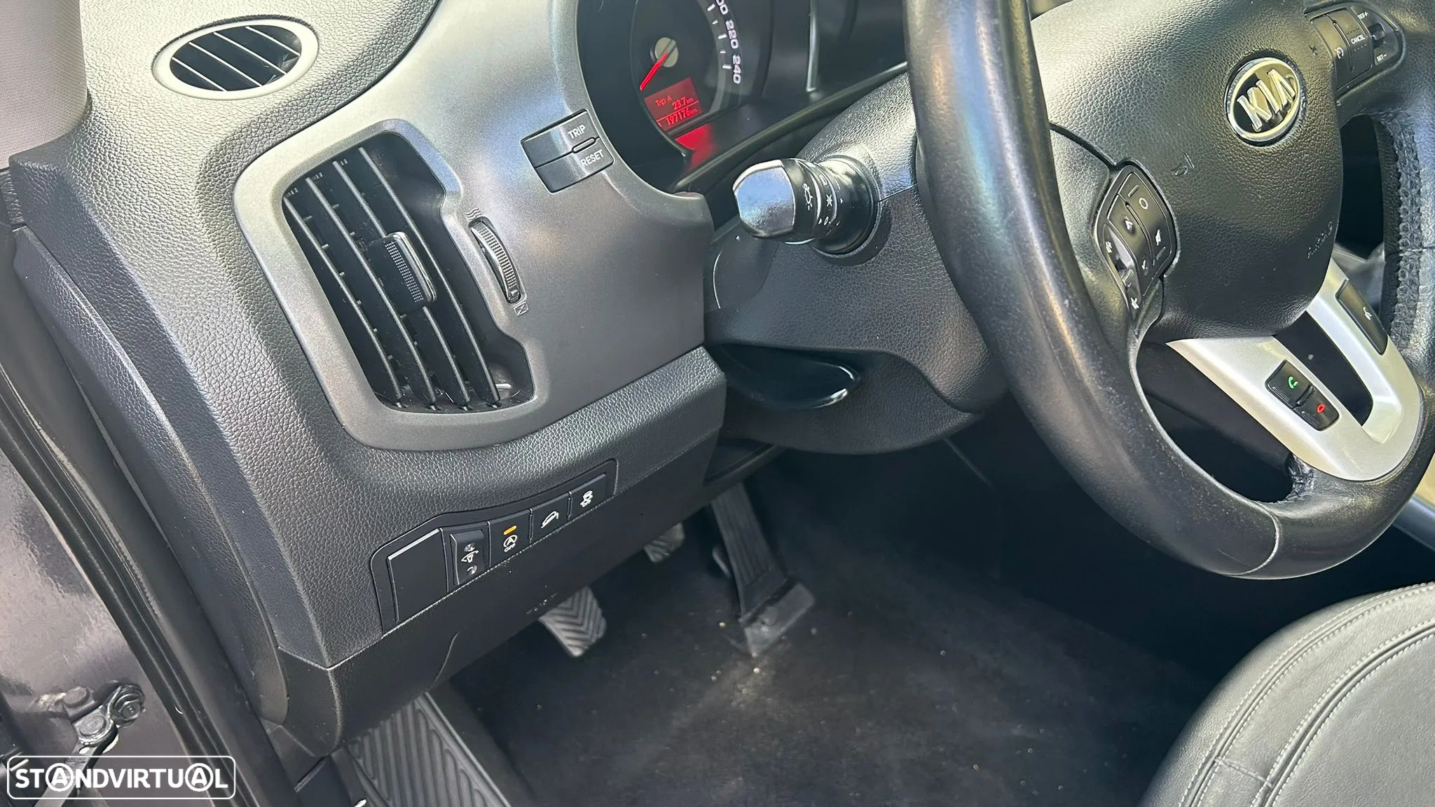 Kia Sportage 1.7 CRDI ISG TX - 9