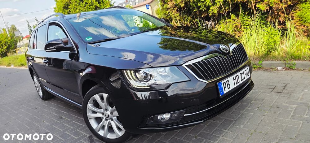 Skoda Superb 2.0 TDI 4x4 Elegance DSG - 22