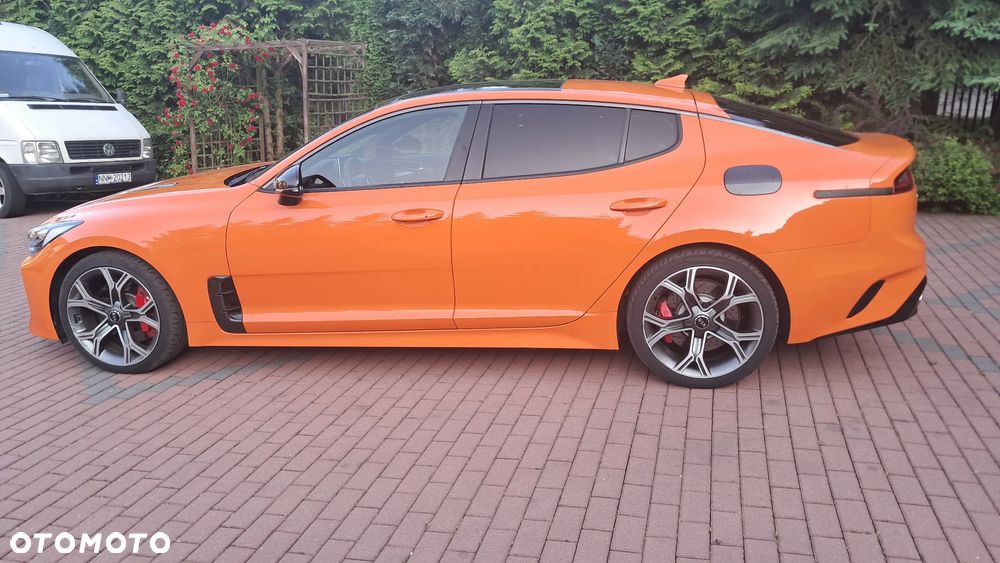 Kia Stinger - 7