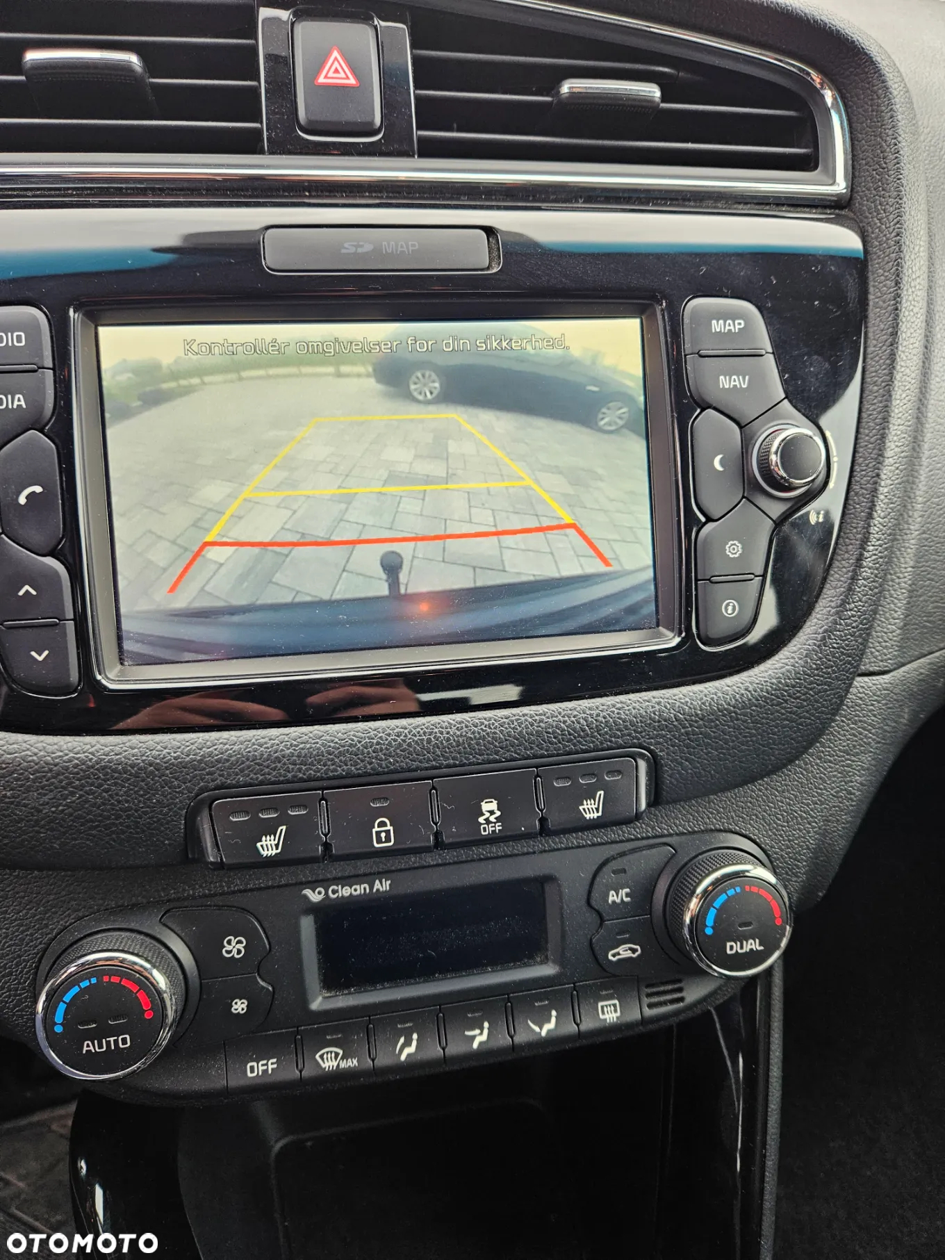 Kia Ceed 1.6 CRDi 136 ISG Platinum Edition - 15