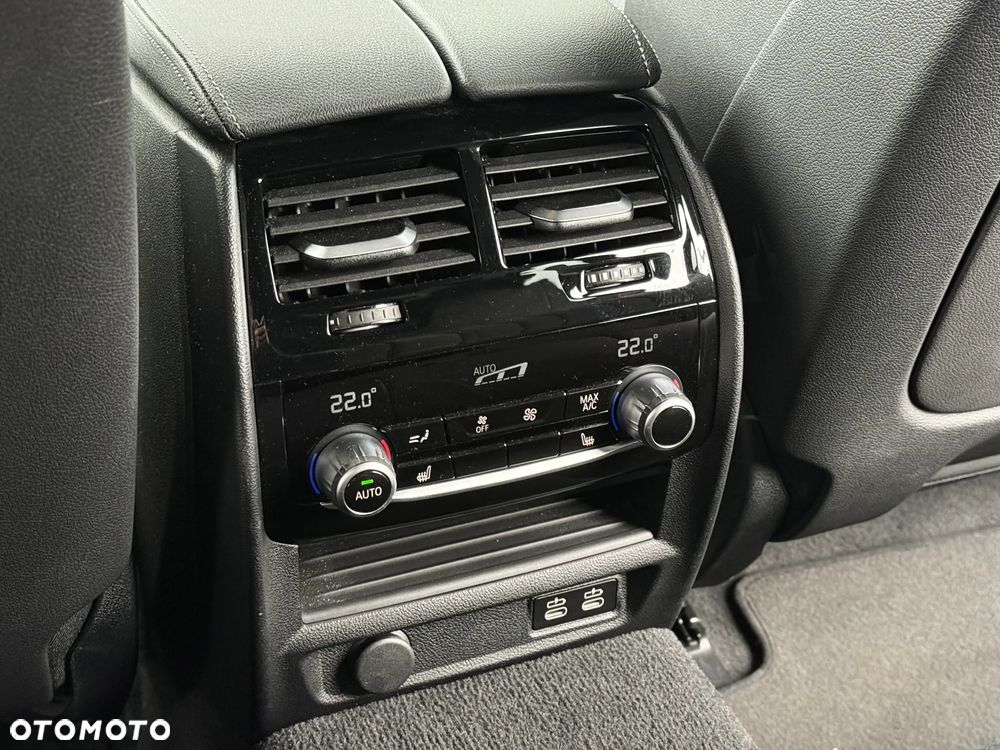 BMW Seria 5 520d xDrive M Sport Edition - 32