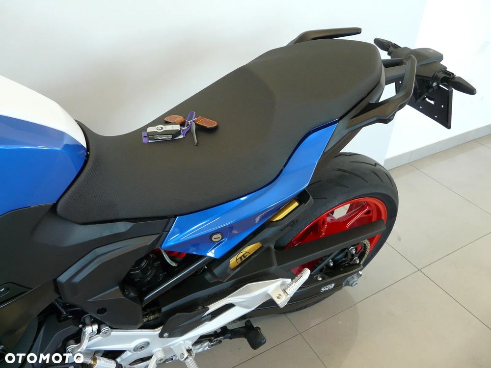 BMW R - 12