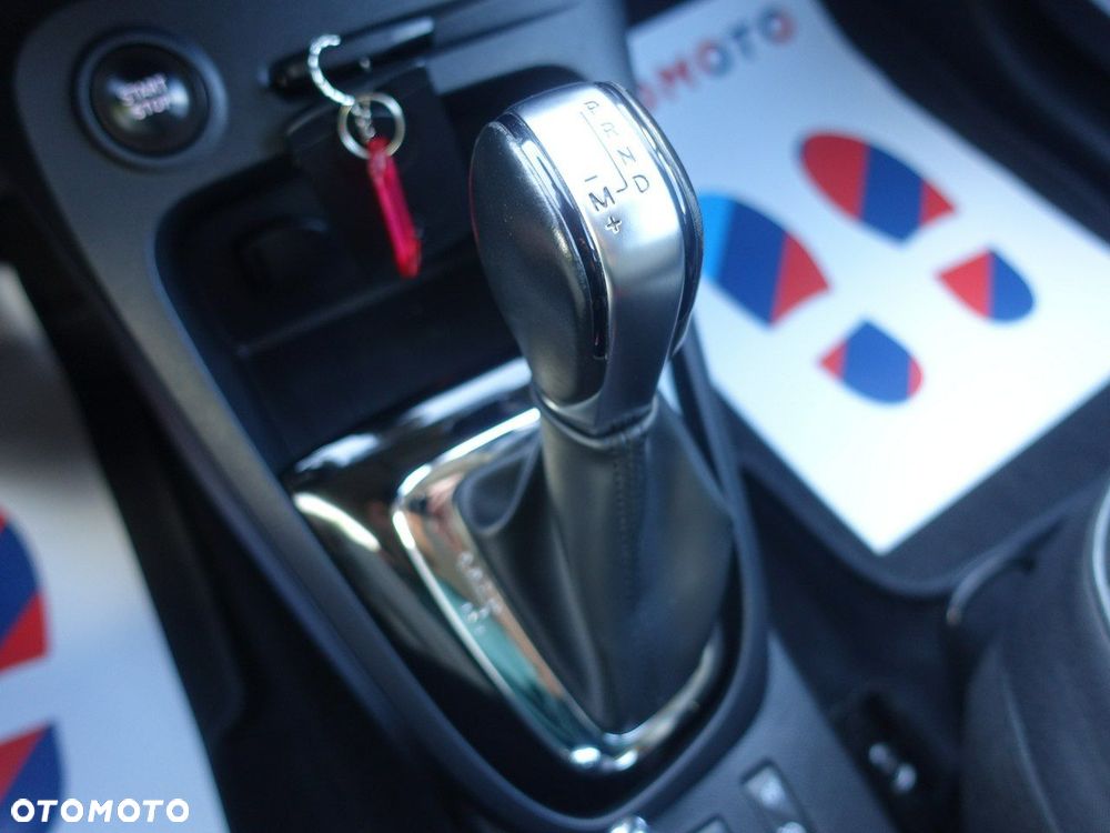 Renault Captur ENERGY TCe 120 EDC LIMITED - 25