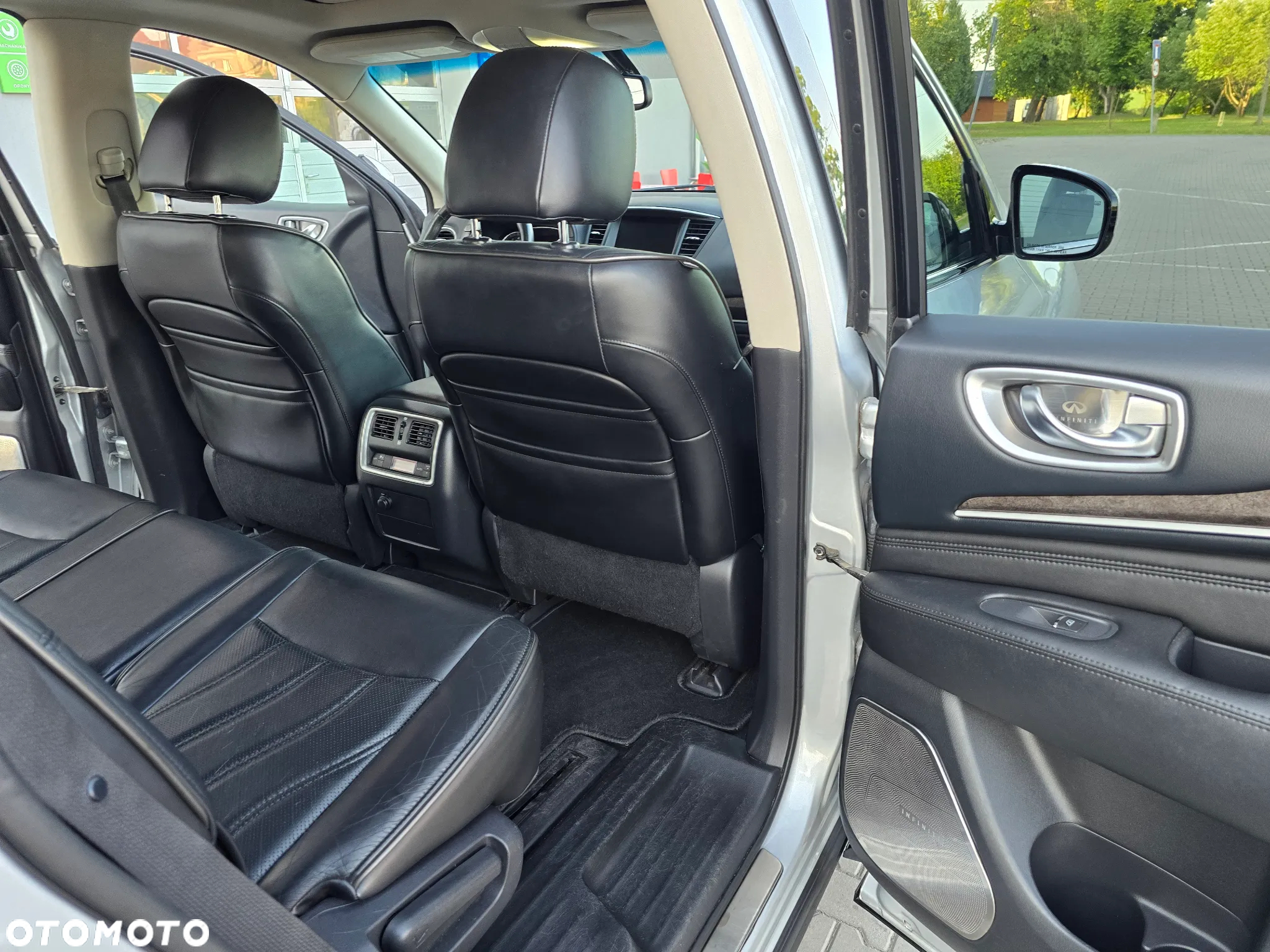 Infiniti QX60 3.5 Hi-Tech - 31