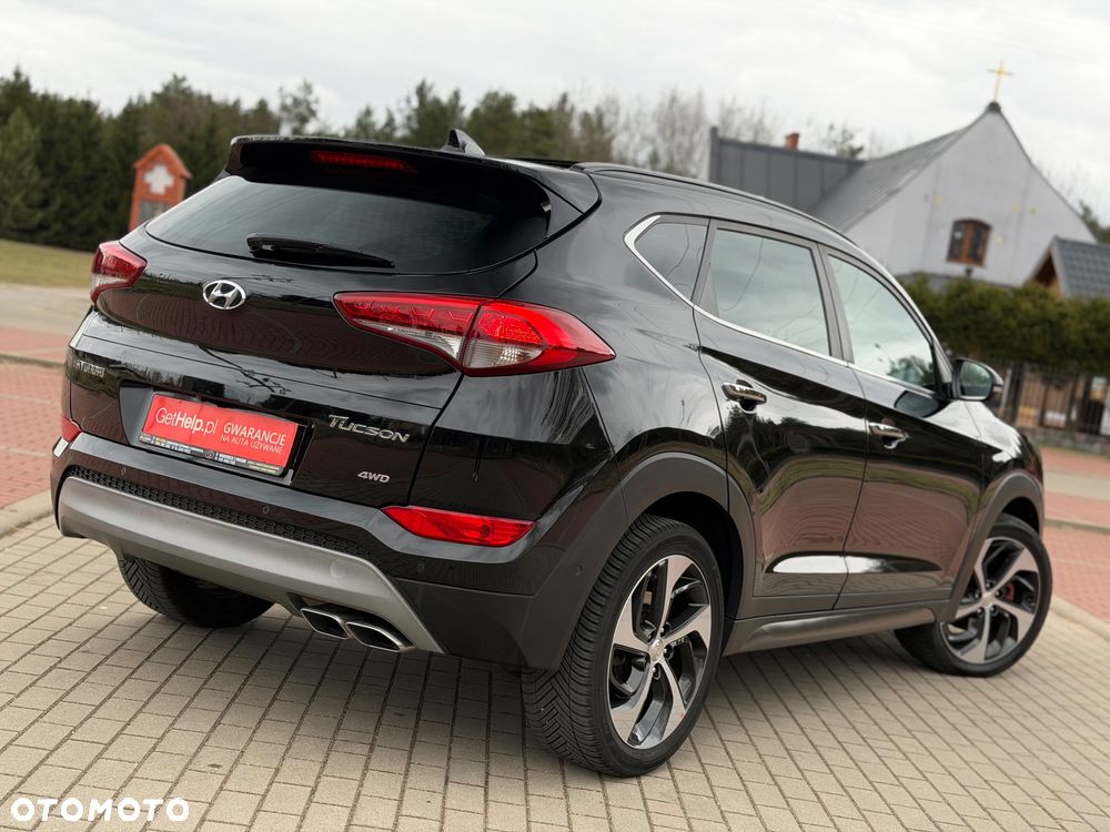 Hyundai Tucson 2.0 CRDI 4WD Automatik Premium - 36