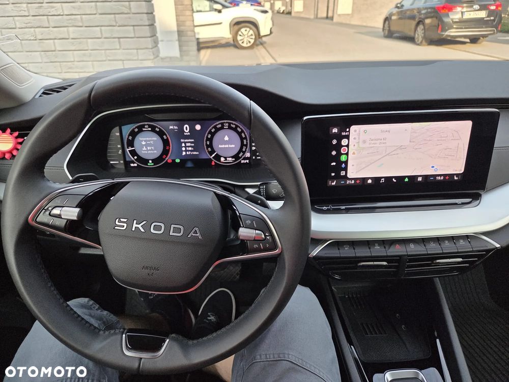 Skoda Octavia 1.5 TSI mHEV Selection DSG - 4