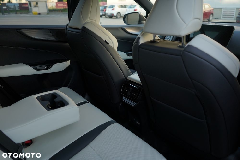 Lexus NX 350h F Sport AWD - 22