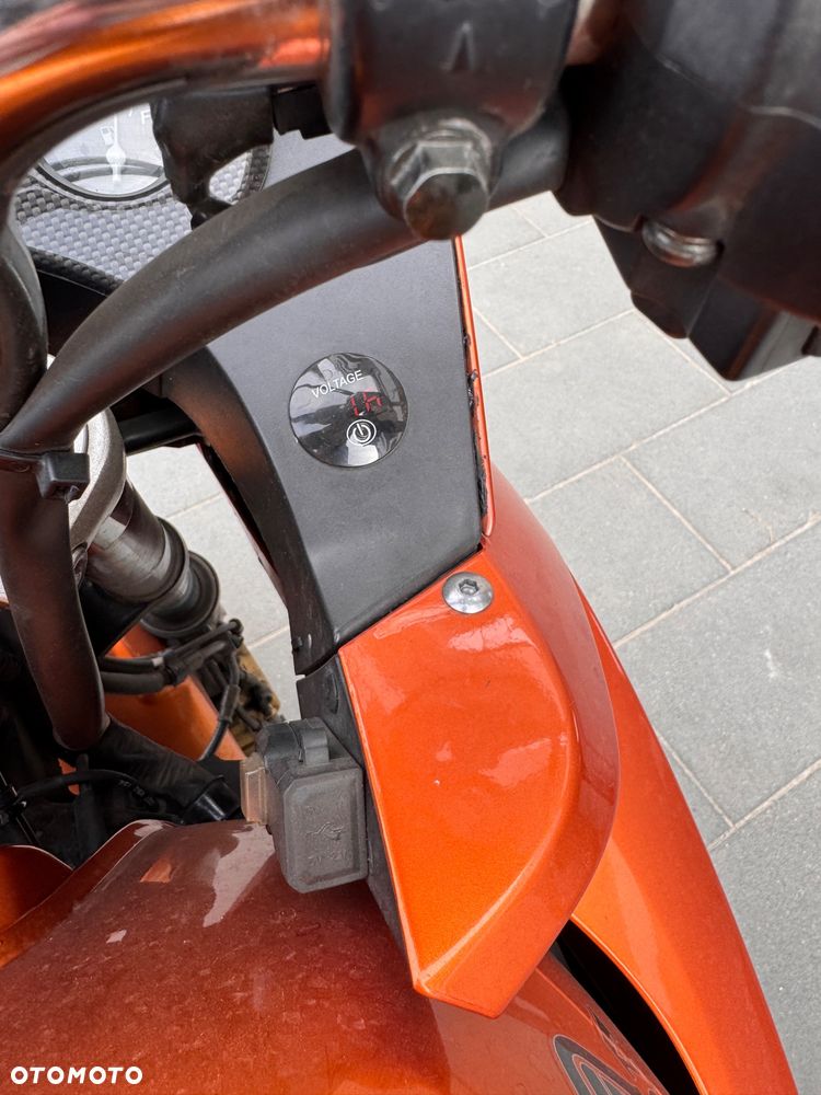Honda CBF - 9