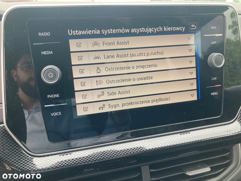 Volkswagen T-Cross - 18