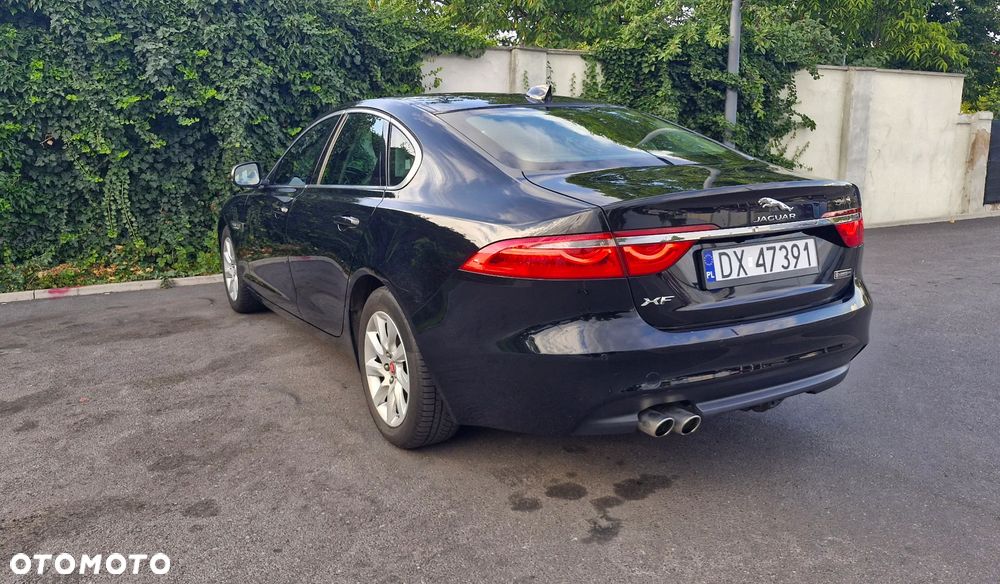 Jaguar XF - 7