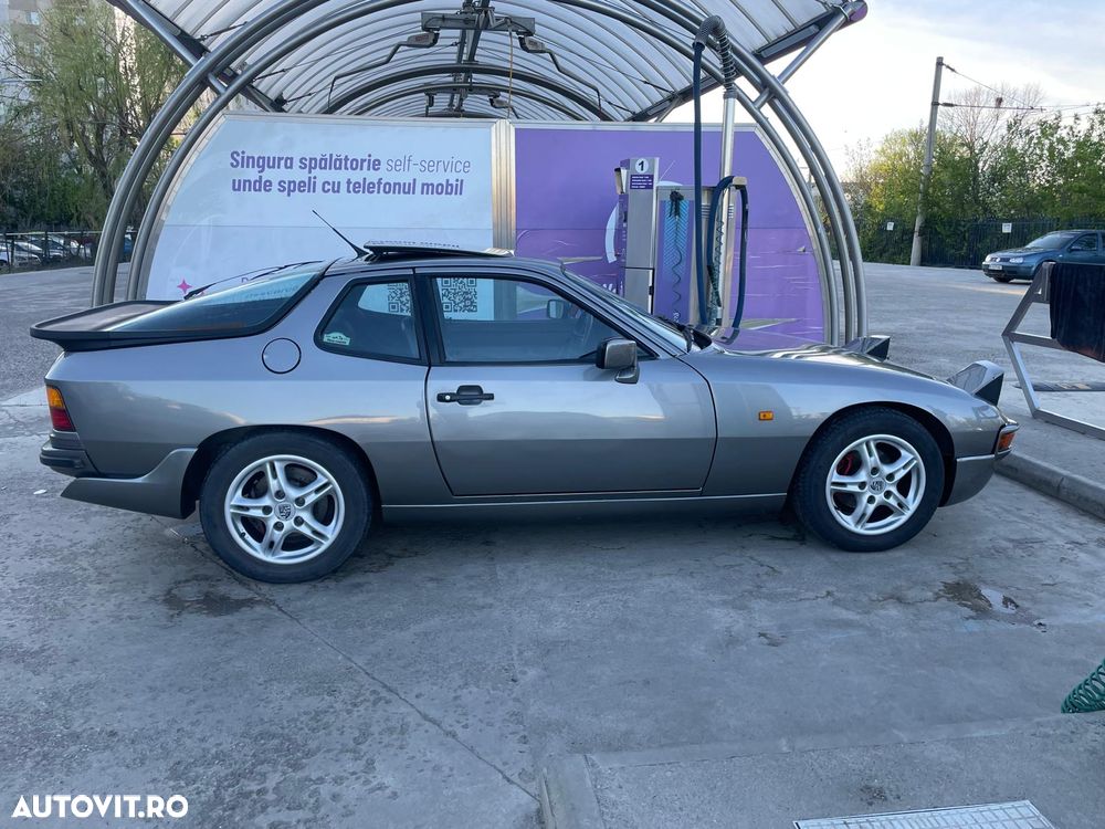 Porsche 924 - 23