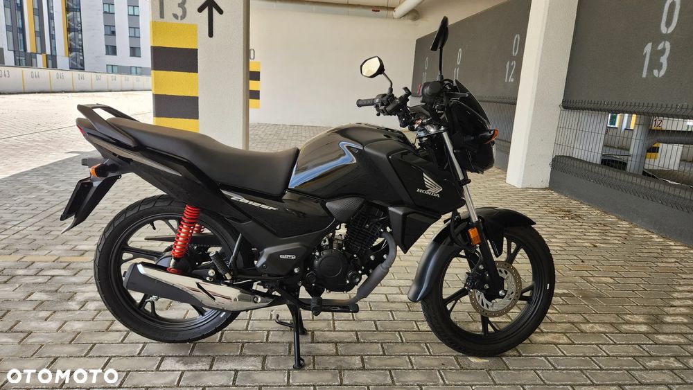 Honda CBF - 4