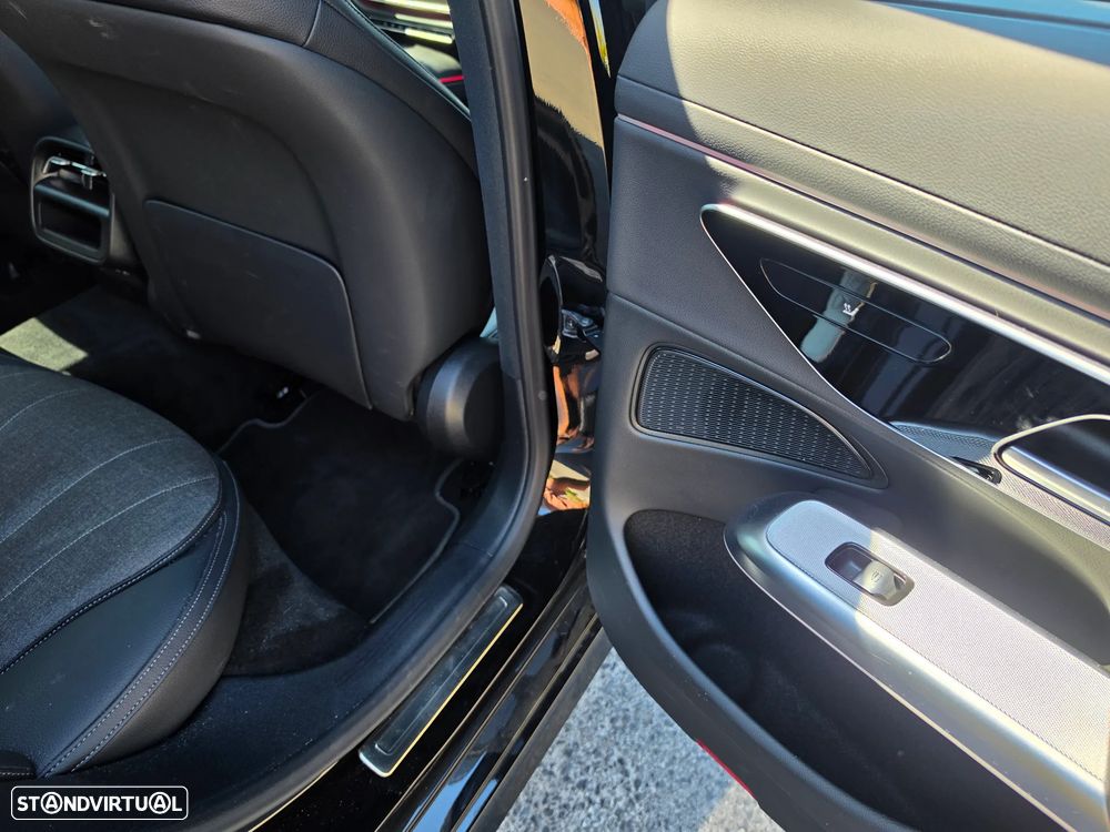 Mercedes-Benz E 300 e Avantgarde - 17