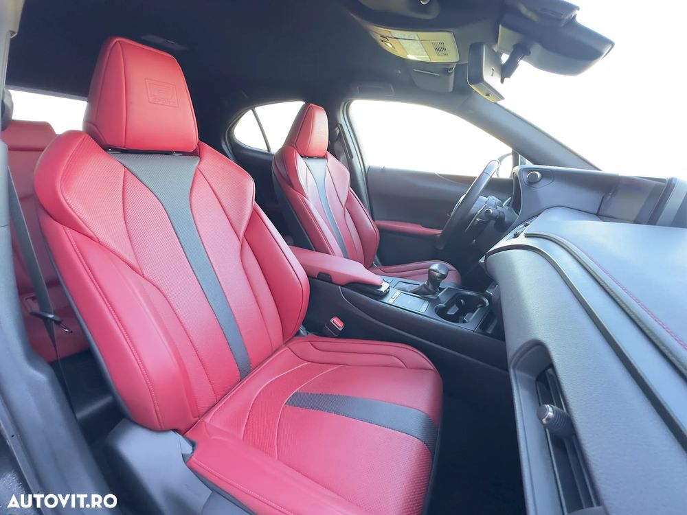 Lexus UX 250h F SPORT - 23