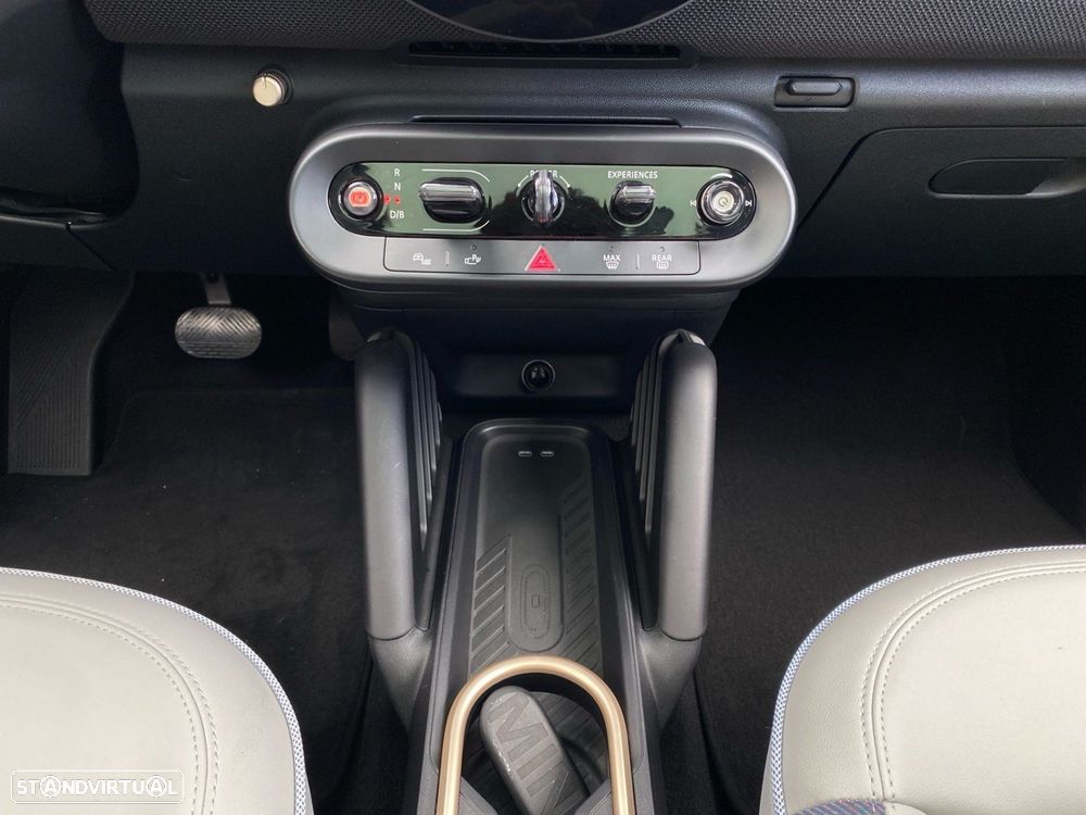 MINI Aceman E Classic L - 11