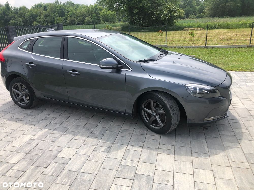 Volvo V40 - 1