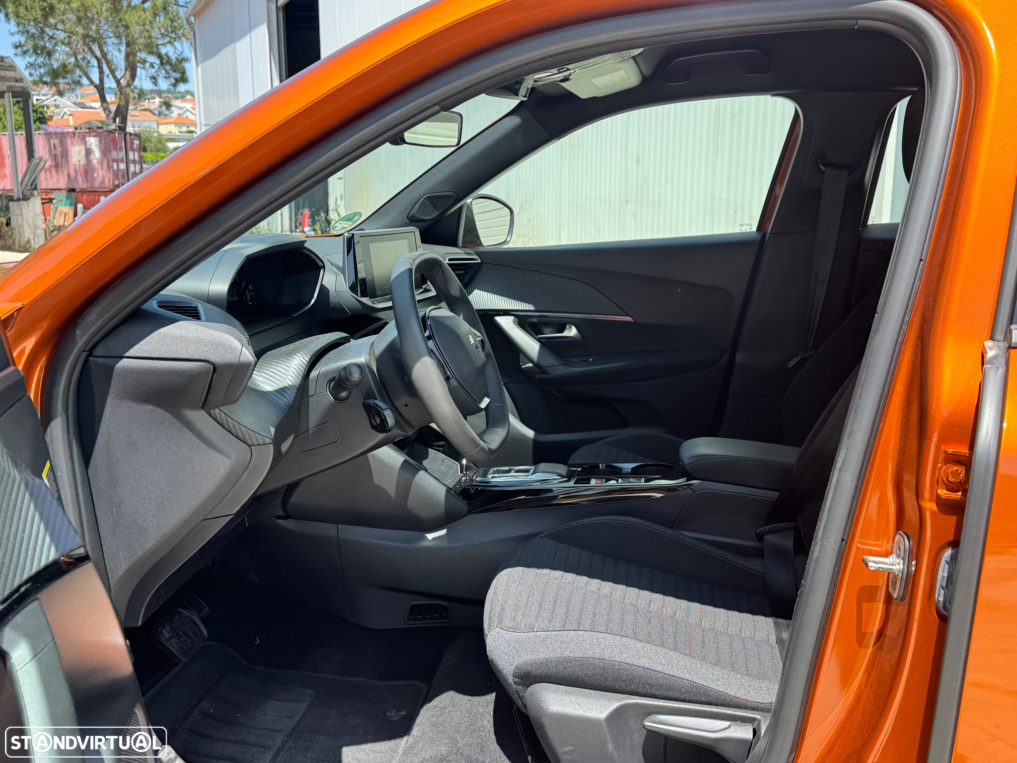 Peugeot e-2008 50 kWh Active - 3