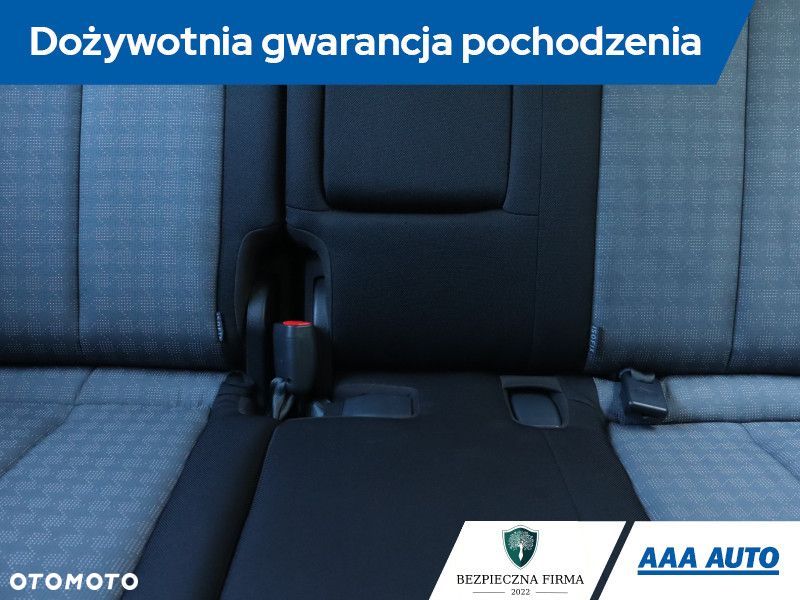 Kia Venga - 12
