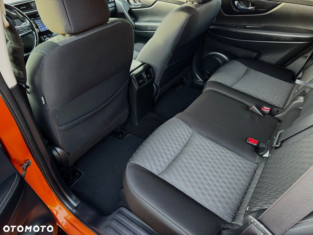Nissan X-Trail 2.0 dCi ALL-MODE 4x4i Xtronic N-Vision - 12