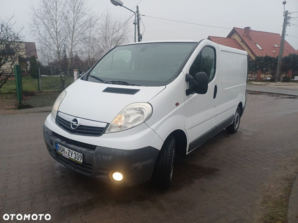 Opel VIVARO - 2