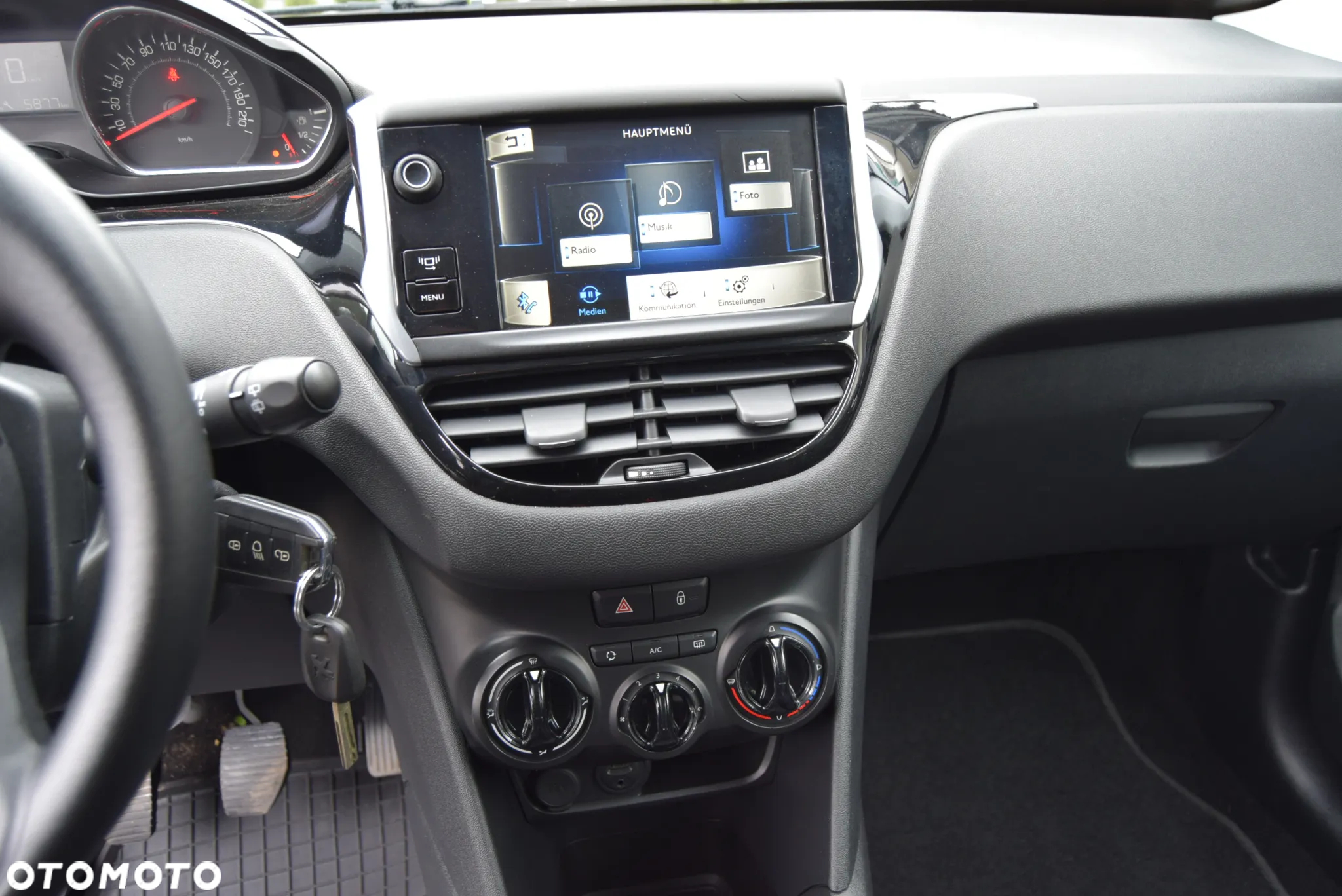 Peugeot 208 1.2 PureTech Active - 15