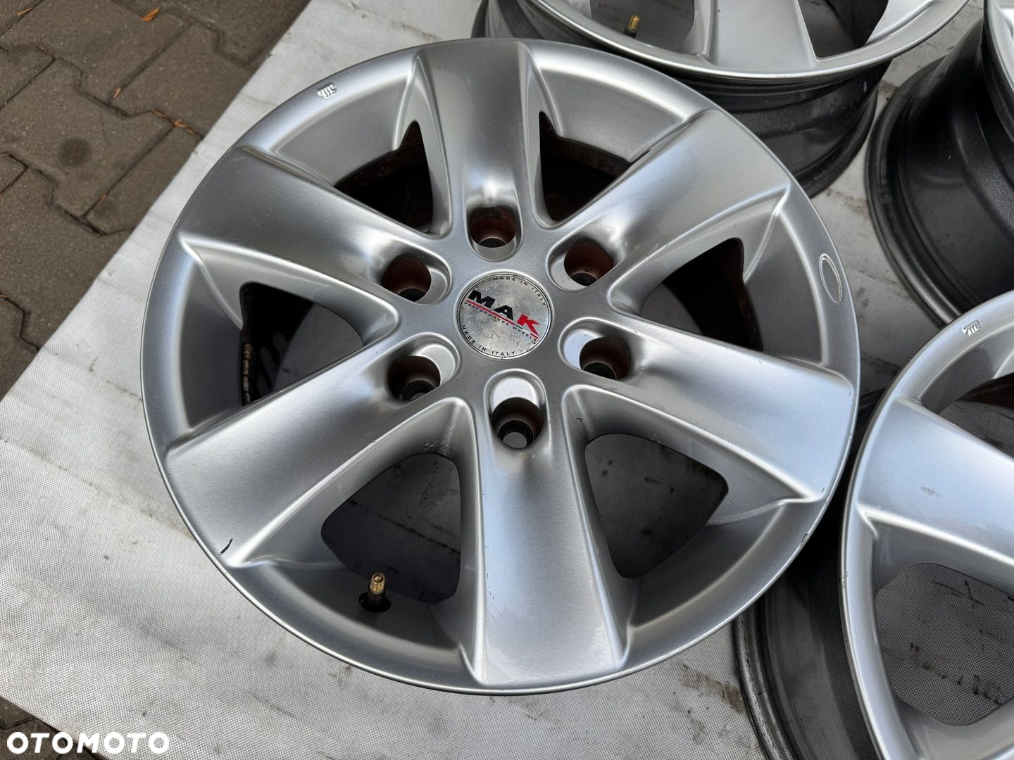 Felgi MAK Mitsubishi Pajero 6x139,7 16" 7J ET38 797 - 5