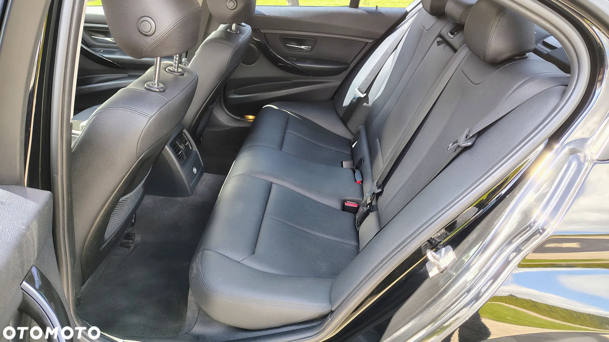 BMW Seria 3 - 18