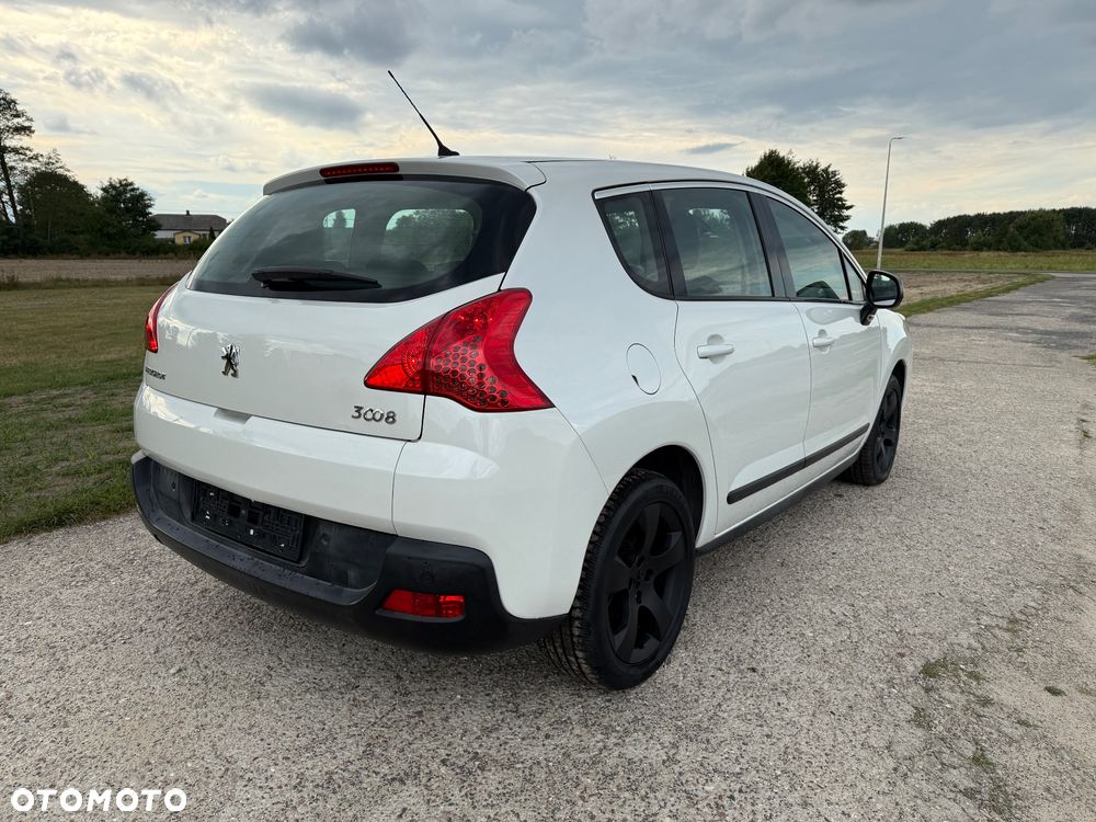 Peugeot 3008 HDi 150 Allure - 3