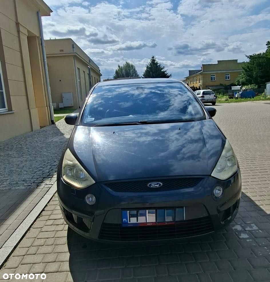 Ford Inny - 2