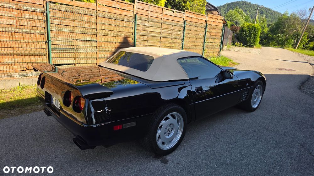 Chevrolet Corvette 5.7 - 12