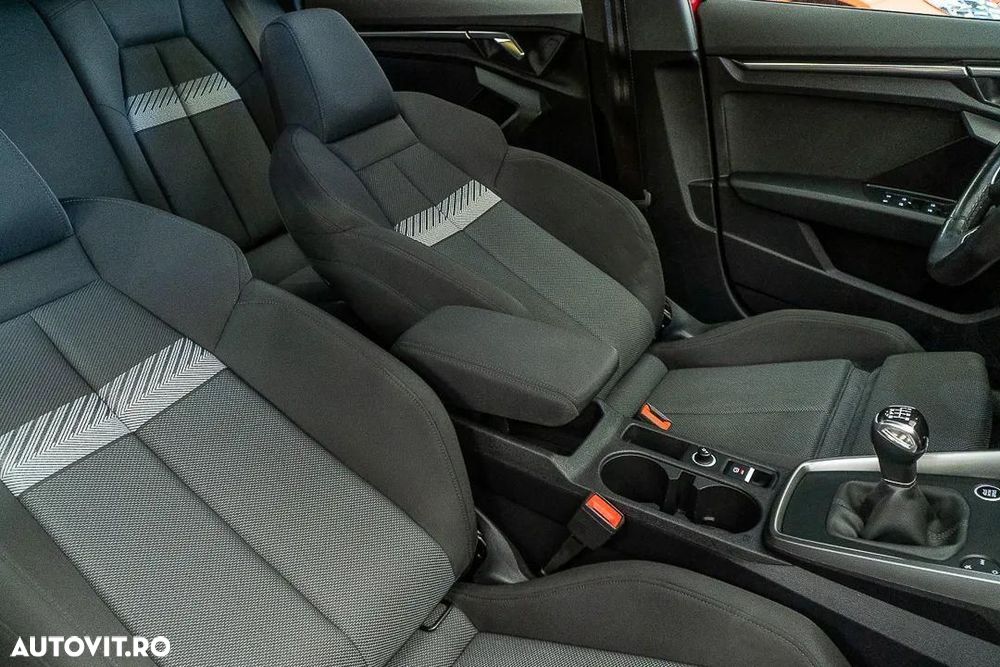 Audi A3 30 TFSI Sportback - 39