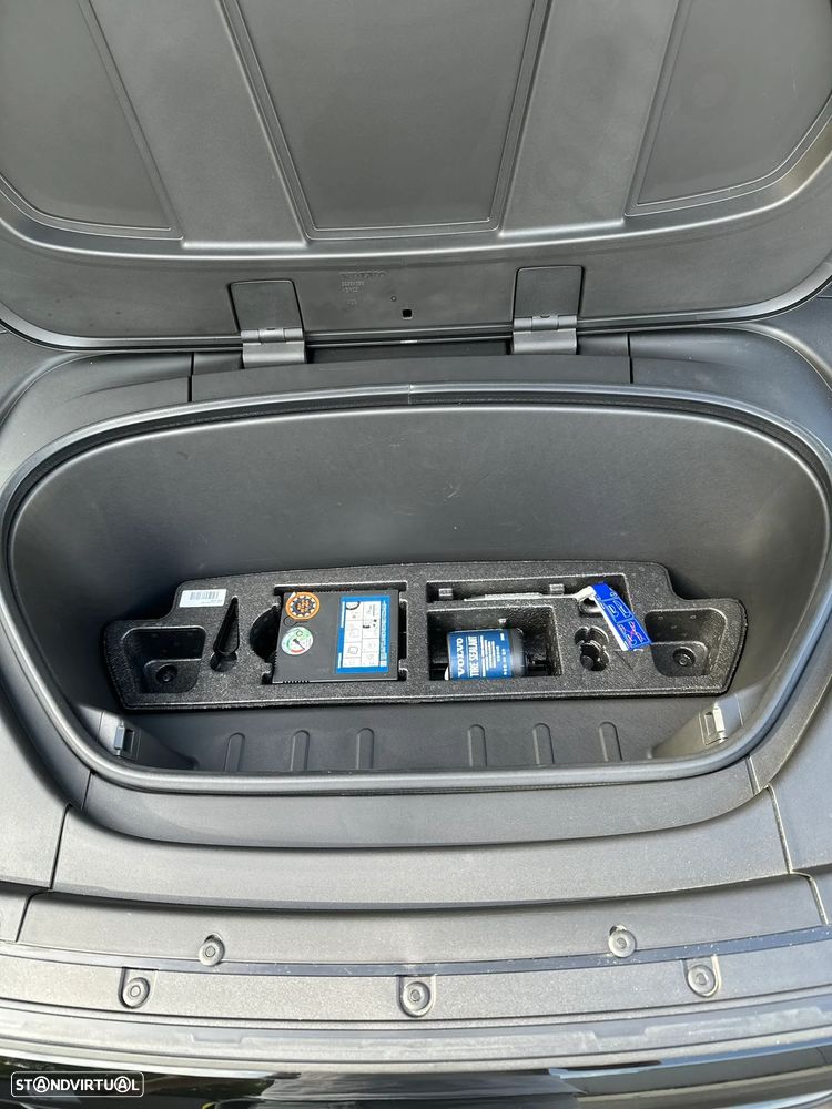 Volvo XC 40 Recharge 69 kWh Single Motor Core - 8