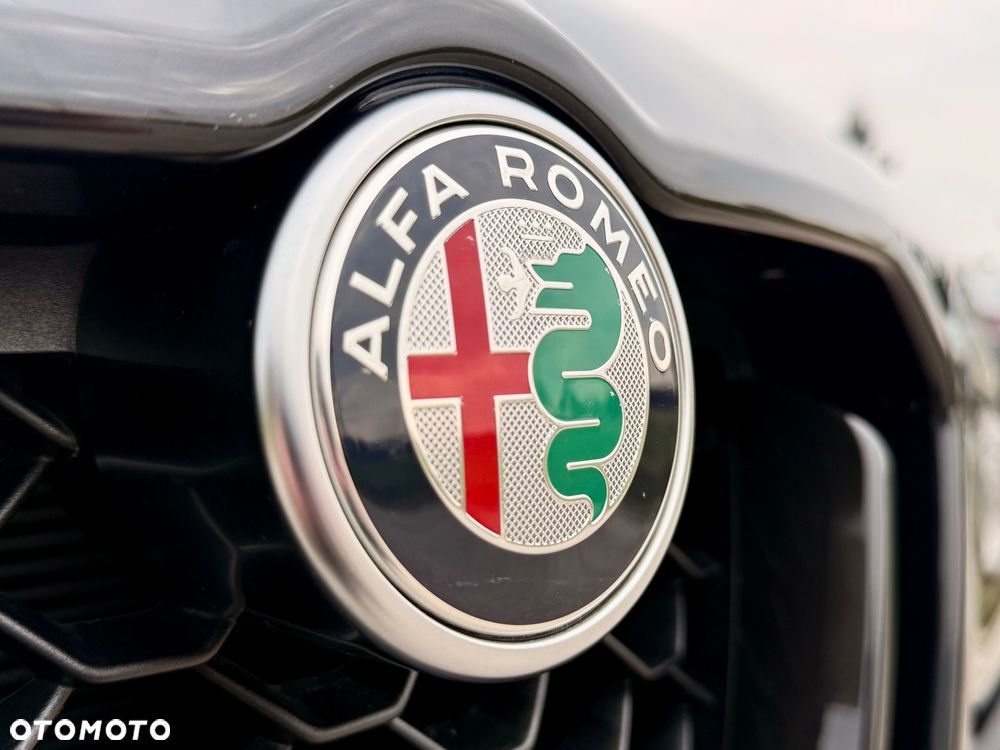 Alfa Romeo Stelvio 2.0 Turbo 16V AT8-Q4 Estrema - 33