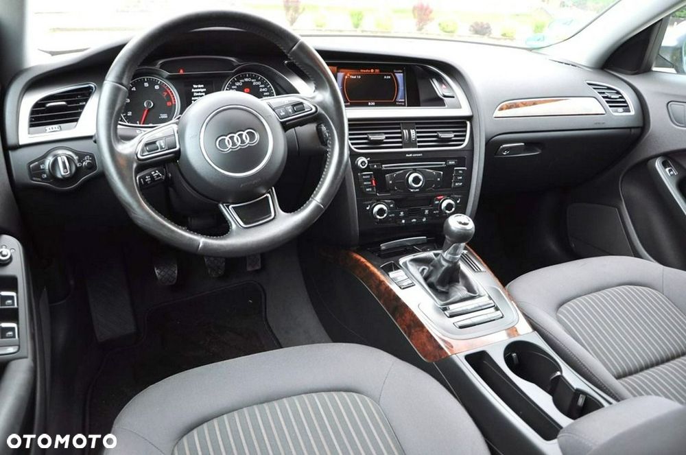 Audi A4 Avant - 32