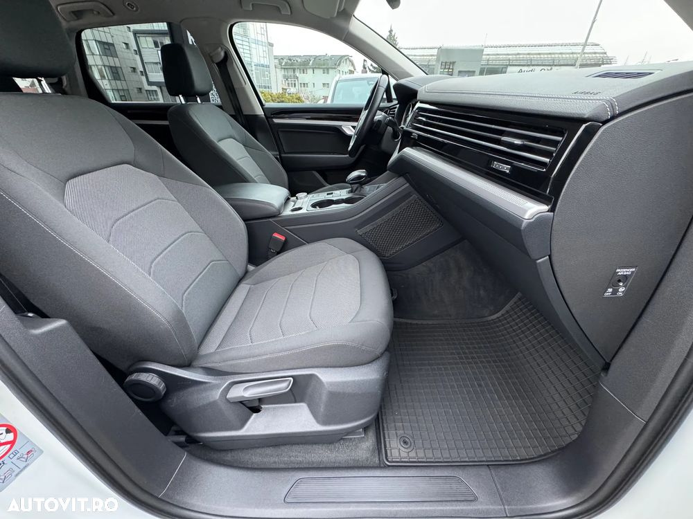 Volkswagen Touareg 3.0 V6 TDI 4Motion DPF Automatik - 7