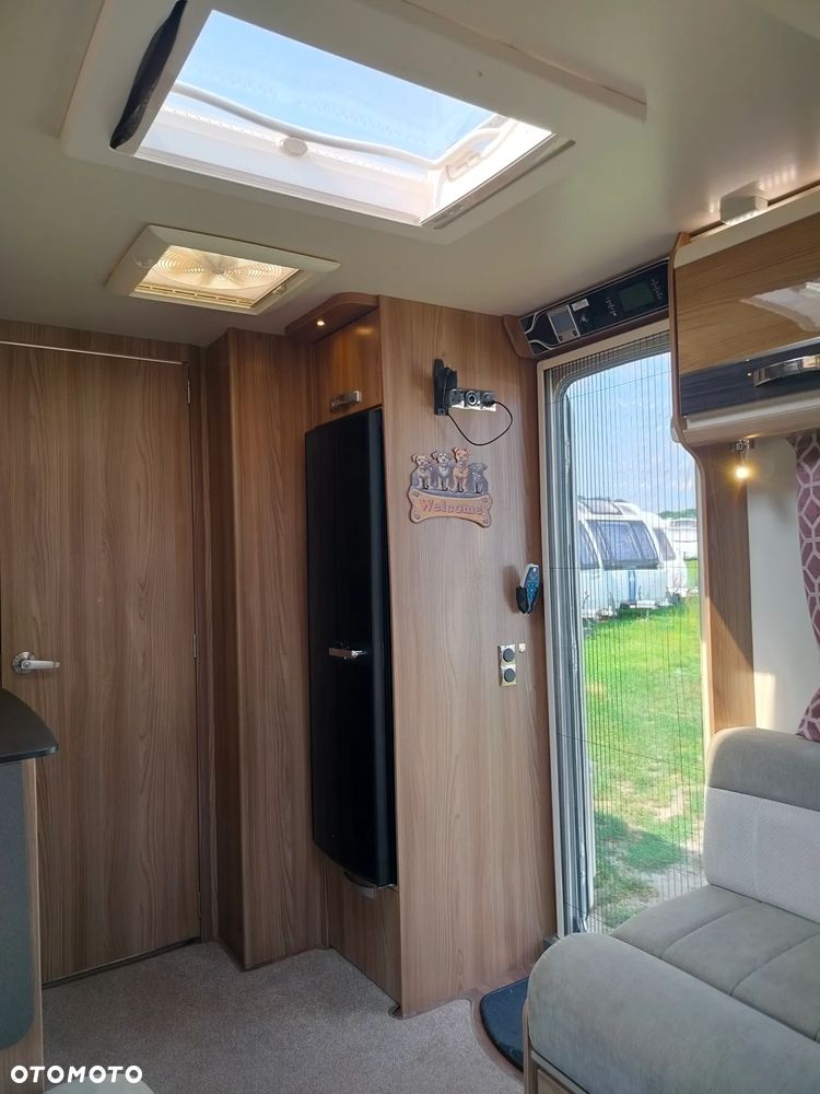 SWIFT Conqueror 560 - 29