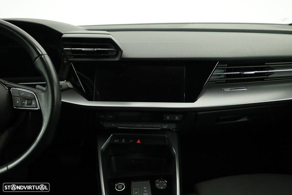 Audi A3 Sportback 45 TFSIe S line - 9