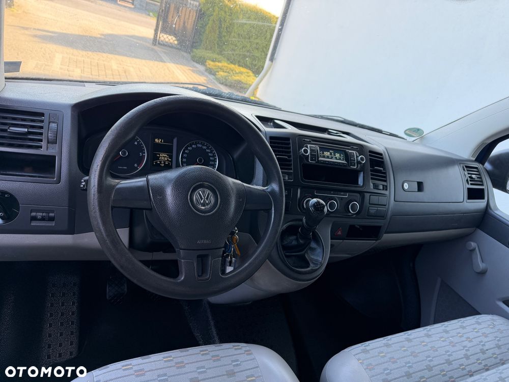 Volkswagen Transporter - 31